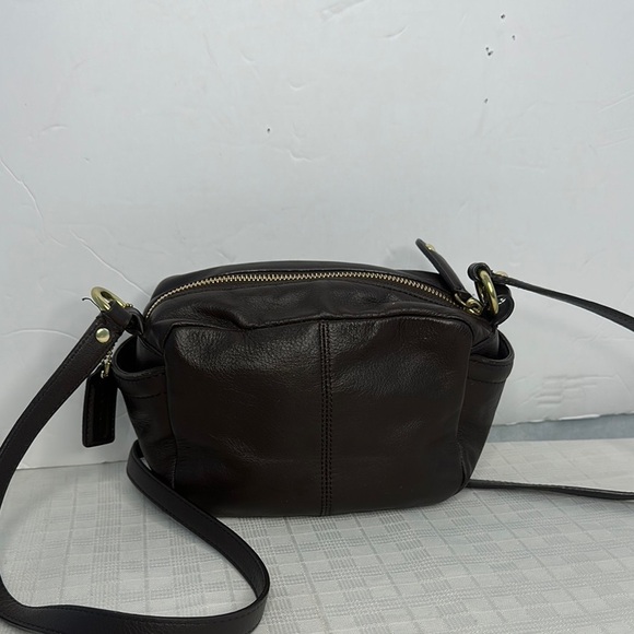 COACH Campbell Leather Camera Bag Crossbody Brown F25150 - Picture 3 of 9